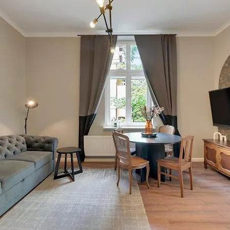 Апартаменты Chopina Seaside, Cozy & Chic By Downtown *