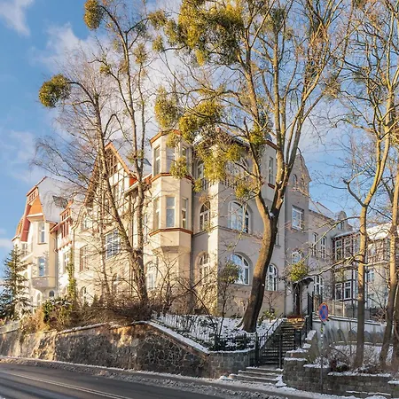 Апартаменты Chopina Seaside, Cozy & Chic By Downtown Сопот