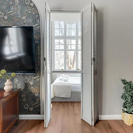 Апартаменти Chopina Seaside, Cozy & Chic By Downtown