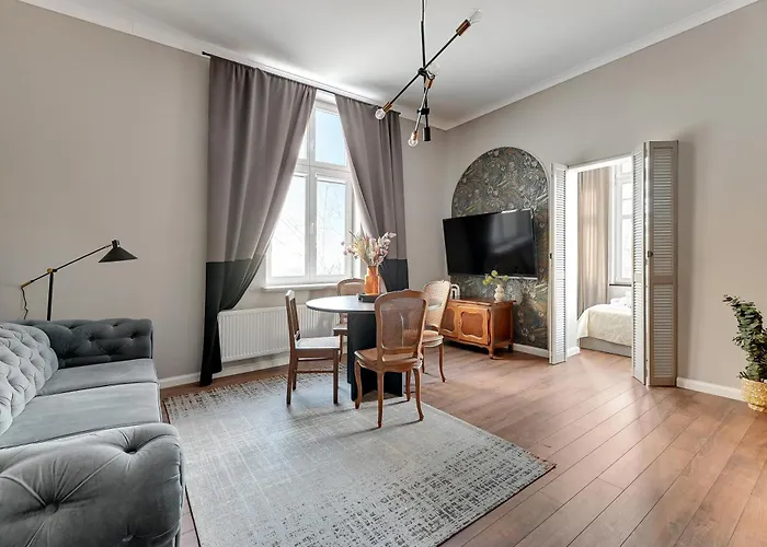 Chopina Seaside, Cozy & Chic By Downtown